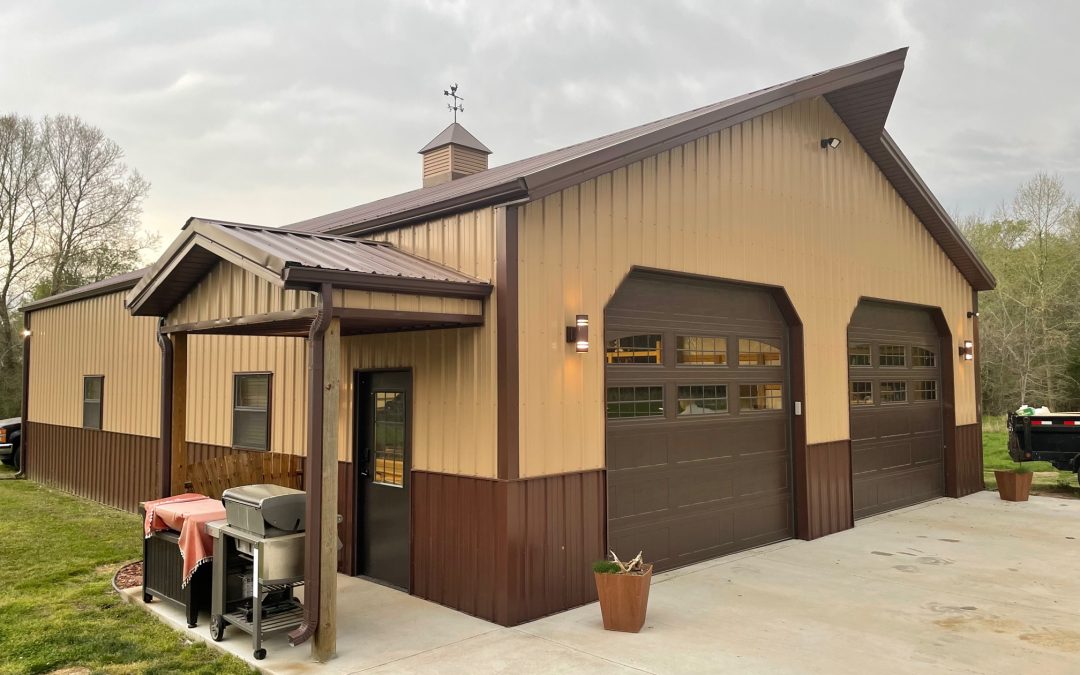 Cost of Building a Pole Barn in Oklahoma vs Arkansas: A Regional Comparison 2025